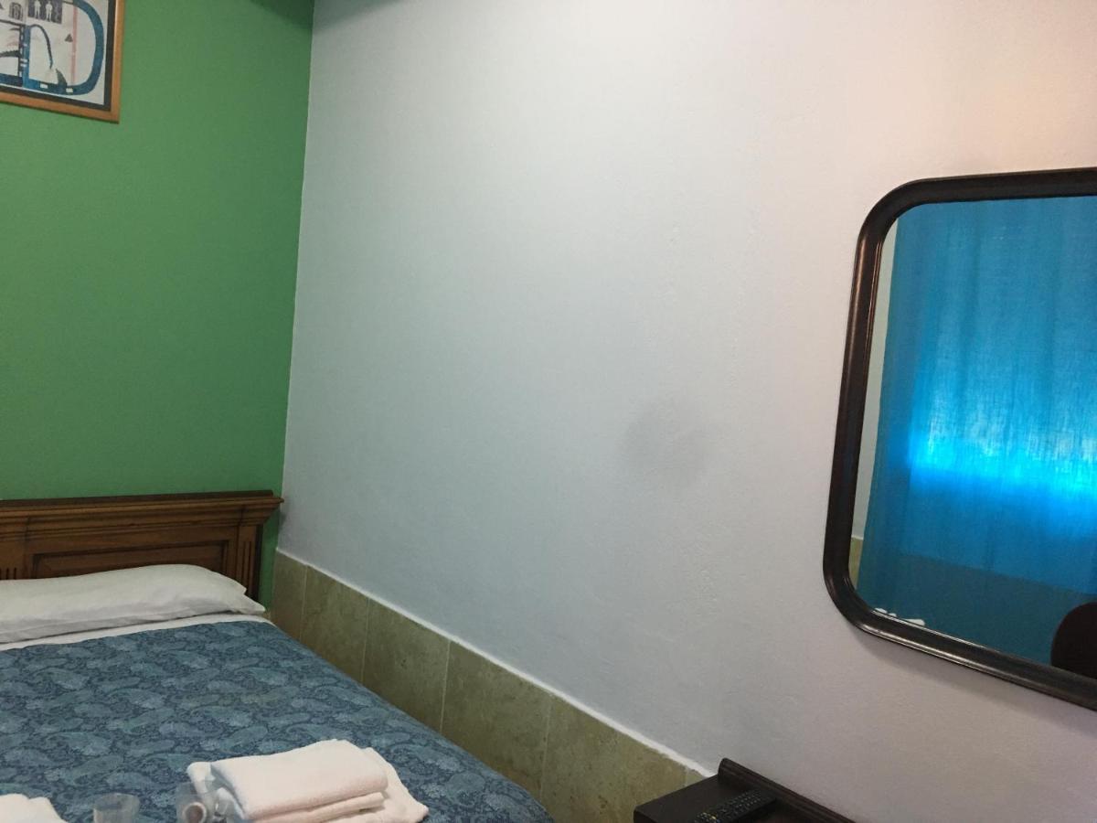 Hostal O Labrador Otel O Hospital Dış mekan fotoğraf